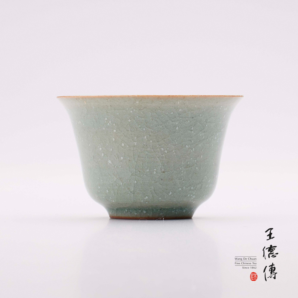 紫口青瓷撇口茶杯| 王德傳茶莊