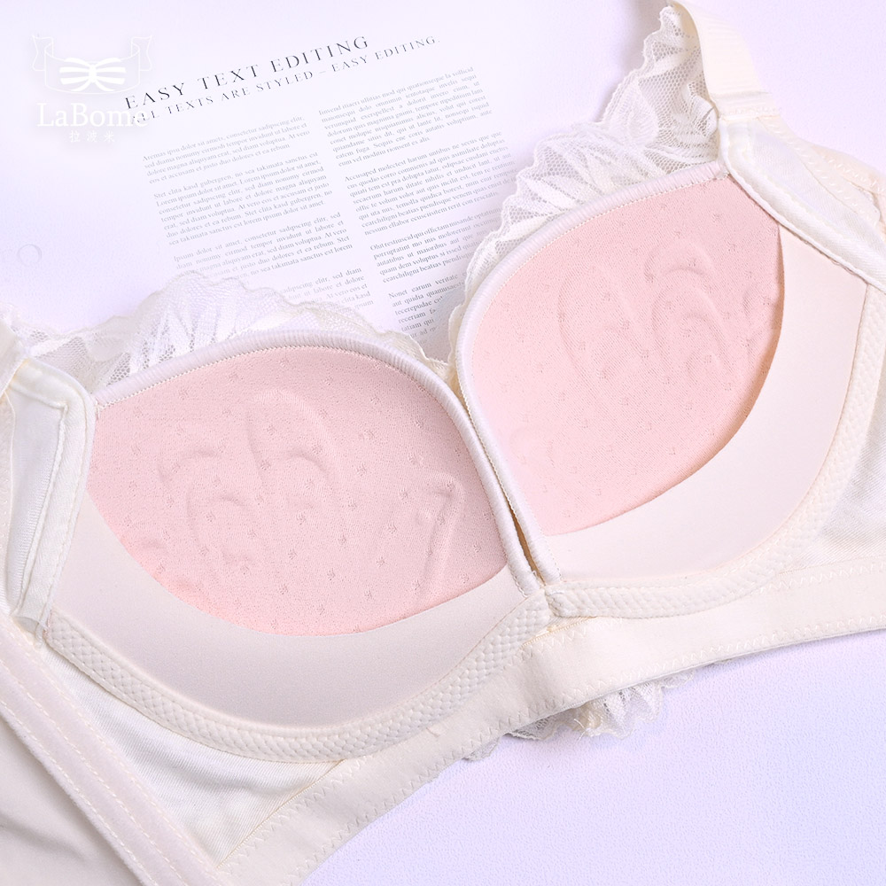 【花見BLOOM】爆乳純愛蕾絲無鋼圈內衣 M-XXL 白色 A10103_9