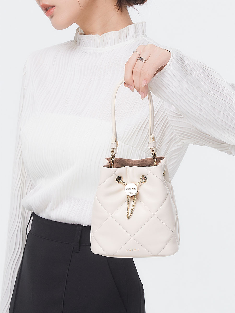 S'AIME 菱格絎縫束口小水桶包｜S'AIME 東京企劃