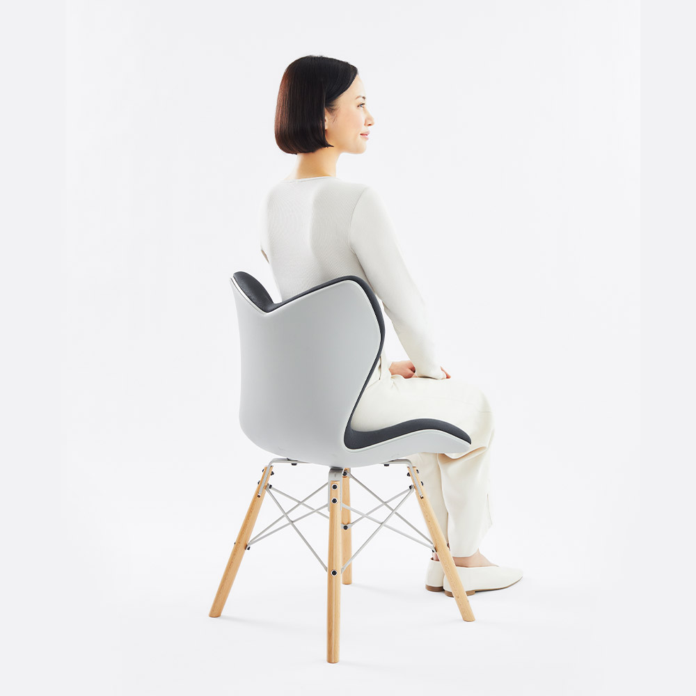 【新品未使用】style chair PM Style Chair PM 健康護脊座椅雲感款(奶油白/沉靜黑) | 熱銷推薦| 恆