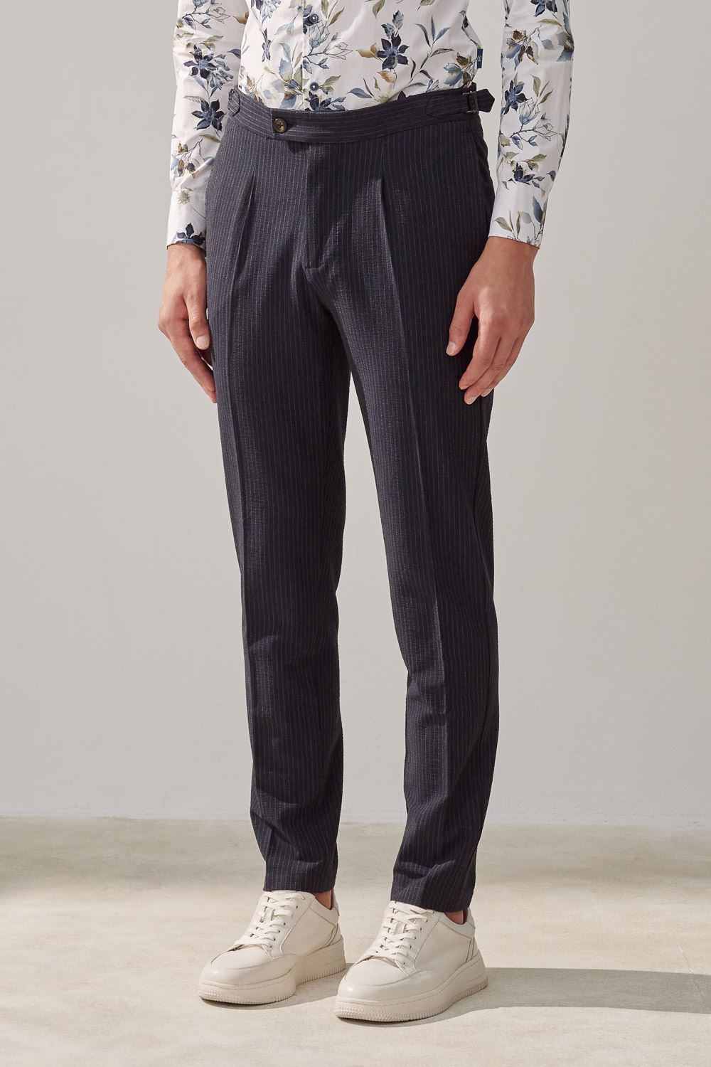 SST&C Navy Striped Pattern Seersucker Pleated Slim Fit Casual Trousers | 1212309004  (Outlet)_1