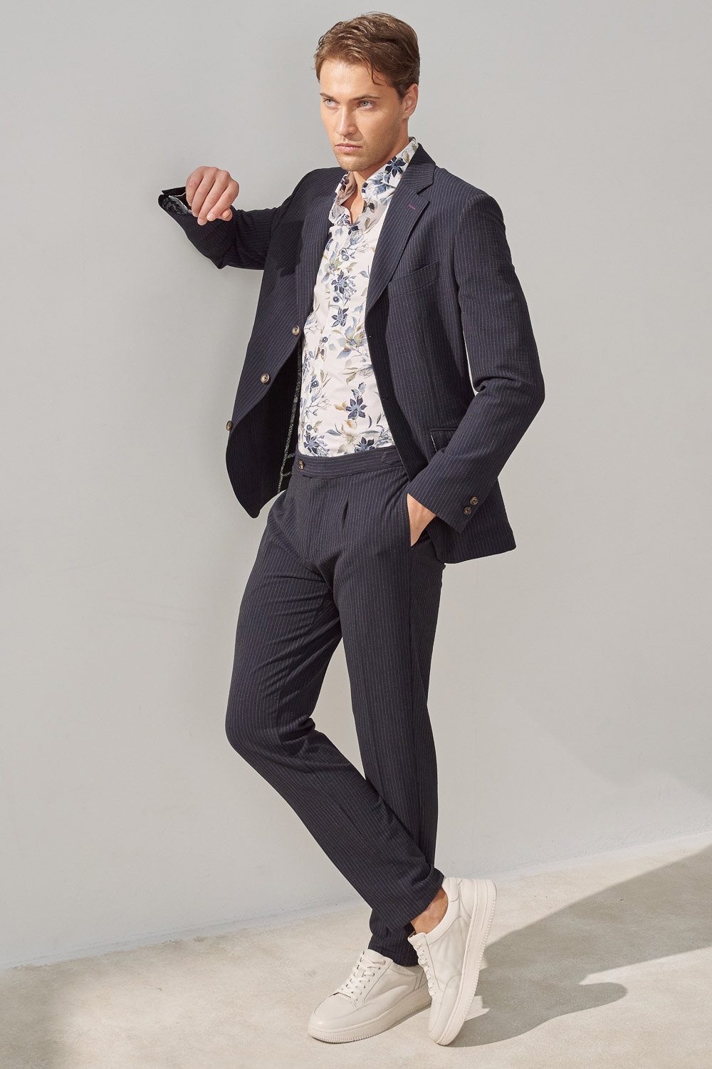 SST&C Navy Striped Pattern Seersucker Pleated Slim Fit Casual Trousers | 1212309004  (Outlet)_2