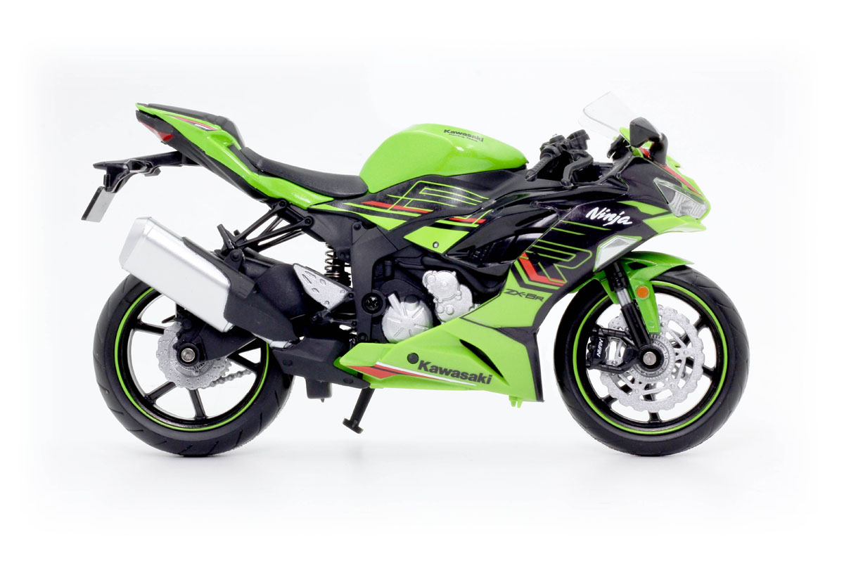 預購)童友社1/12 2023 川崎Kawasaki Ninja ZX-6R 綠完成品
