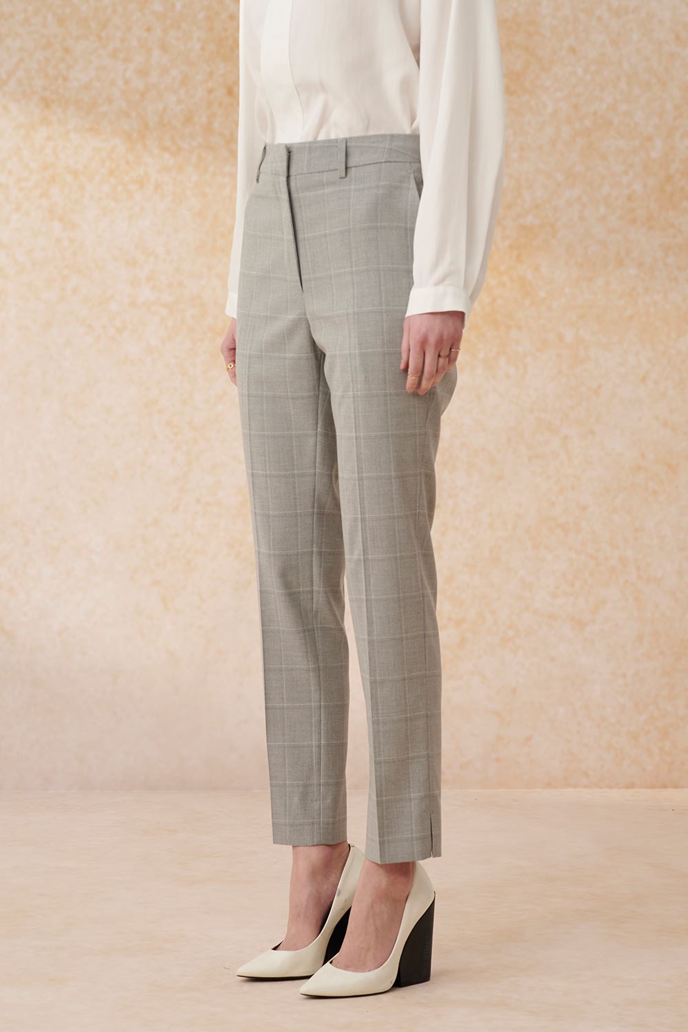 SST&C淺灰格紋修身西褲 | 7262402001 (outlet)_0