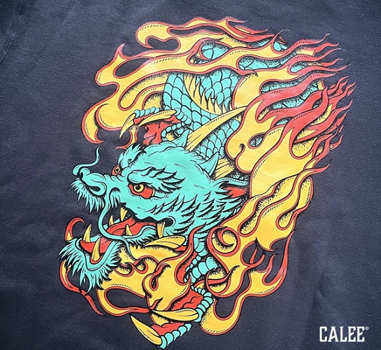 Calee Flame Dragon Logo Crew Neck SW圓領大學Tee(兩色) | 熱銷推薦