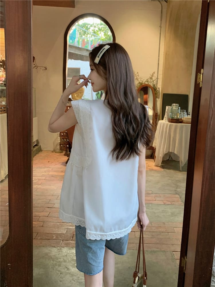 【missy shop】黑夜白晝花邊無袖上衣-63702_5