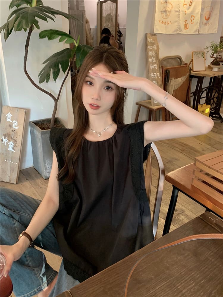【missy shop】黑夜白晝花邊無袖上衣-63702_7